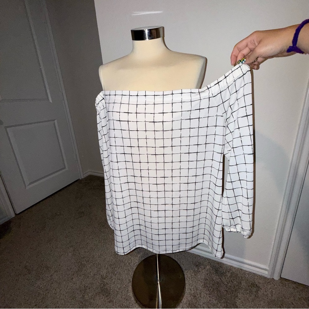 Off-Shoulder Checkered Blouse